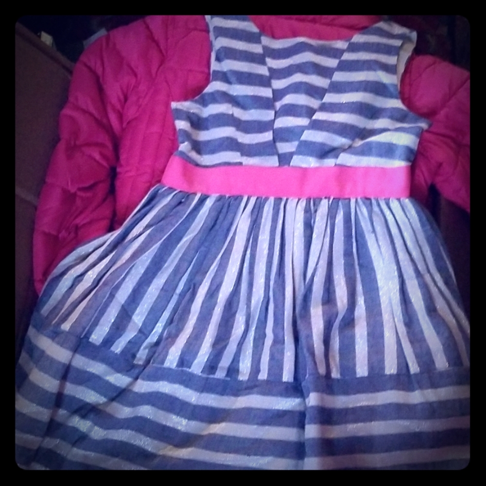 Girls dress
